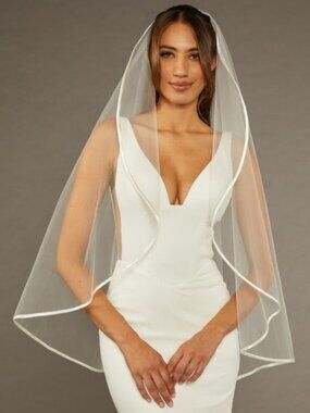 Vallora Veil